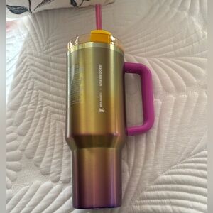 STANLEY X STARBUCKS 40 OZ TUMBLER 2024 Sunset Gradient NWT